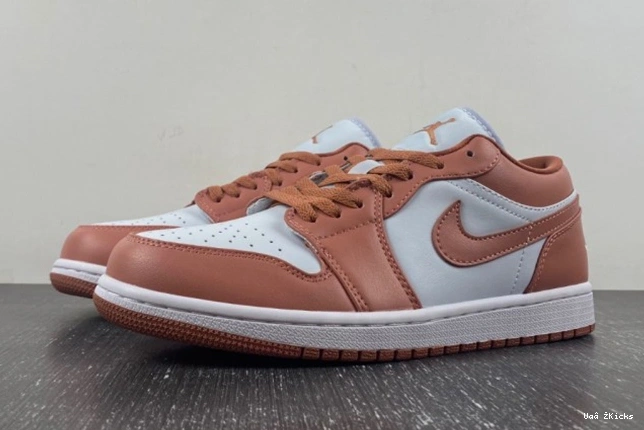 DC0774-080 StreetReady J 1  67 Orange Sky Low Jordan 0905